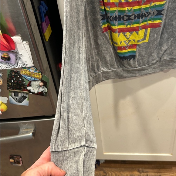 Vintage Gray Havana Graphic Tee - Picture 4 of 9